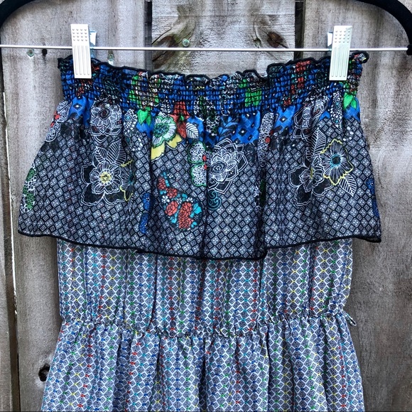 DEJAVU STRAPLESS DRESS - Picture 3 of 8